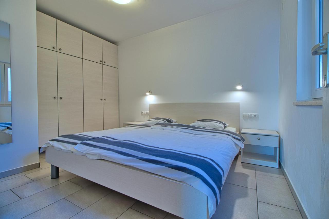 Apartments Podvorac Tribalj Esterno foto